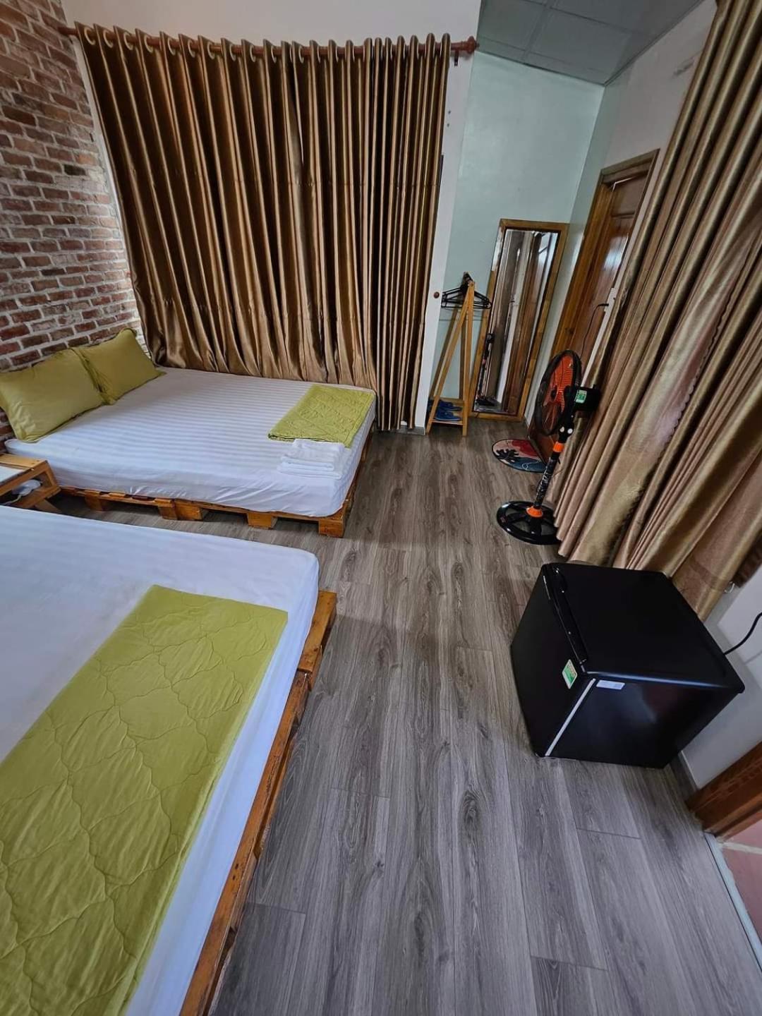Homestay- Nha Nghi Xom Ro Dong Tac Luaran gambar